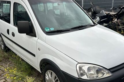 Opel Combo 299.470 km 1.000 € Neuenhaus 49828