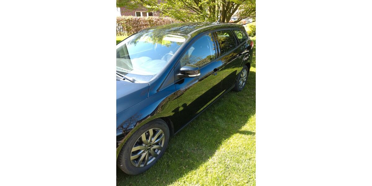 Ford Focus 191.000 km 6.300 &euro; bühren 49685