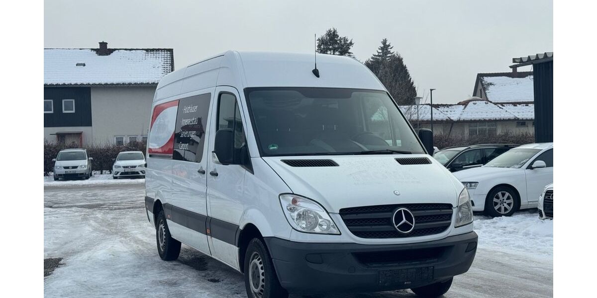Mercedes-Benz Sprinter 211.000 km 8.999 &euro; Hergatz 88145