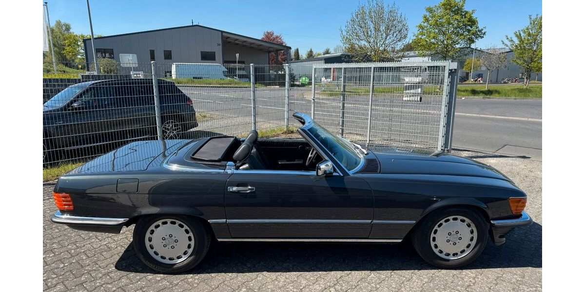 Mercedes-Benz 300 121.450 km 33.950 &euro; Mechernich 53894