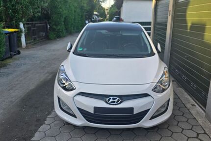 Hyundai i30 140.000 km 7.000 &euro; Bremen 28325