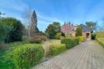 Absolute Privatsphäre, 5 Min. bis Moers! XL Süd-West-Garten auf 165 m2, 4,5 Z., 1824 m2 Grundstück.