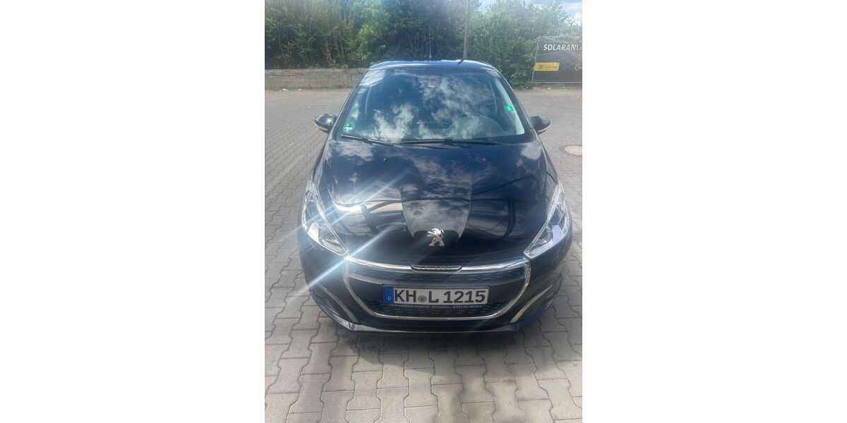 Peugeot 208 124.000 km 8.500 &euro; Bad kreuznach 55545