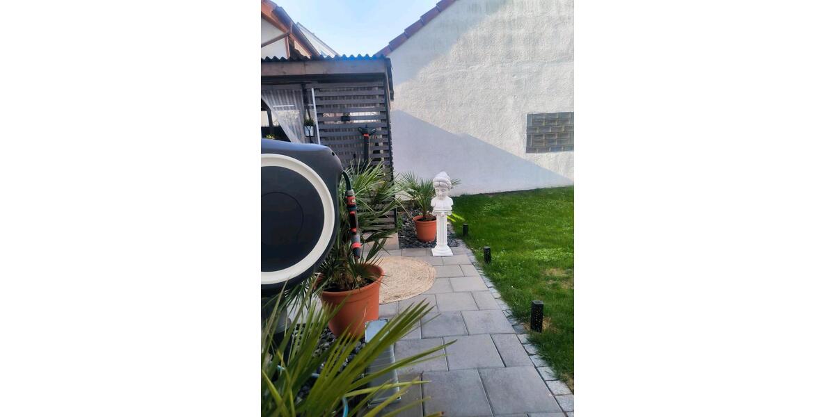 Erdgeschoßwohnung Sachsenheim - 4.5 Zimmer, 88 m&sup2;, 429.000&euro; | Angebot:25561101