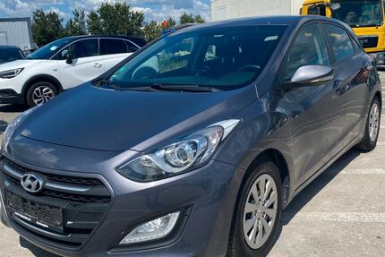 Hyundai i30 198.254 km 5.700 &euro; mittenwalde-schenkendorf 15749