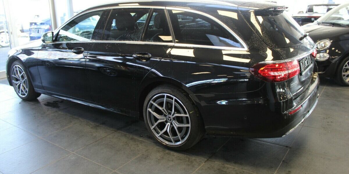 Mercedes-Benz E 300 d 4Matic T 9G-TRONIC AMG Line 78.920 km 37.980 &euro; Euskirchen 53881