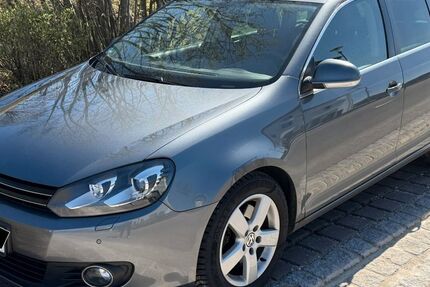 VW Golf 209.000 km 5.500 &euro; Jagstzell 73489