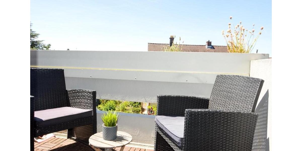 Dachgeschoßwohnung Sennfeld - 4.5 Zimmer, 108 m&sup2;, 890&euro; | Angebot:25900773