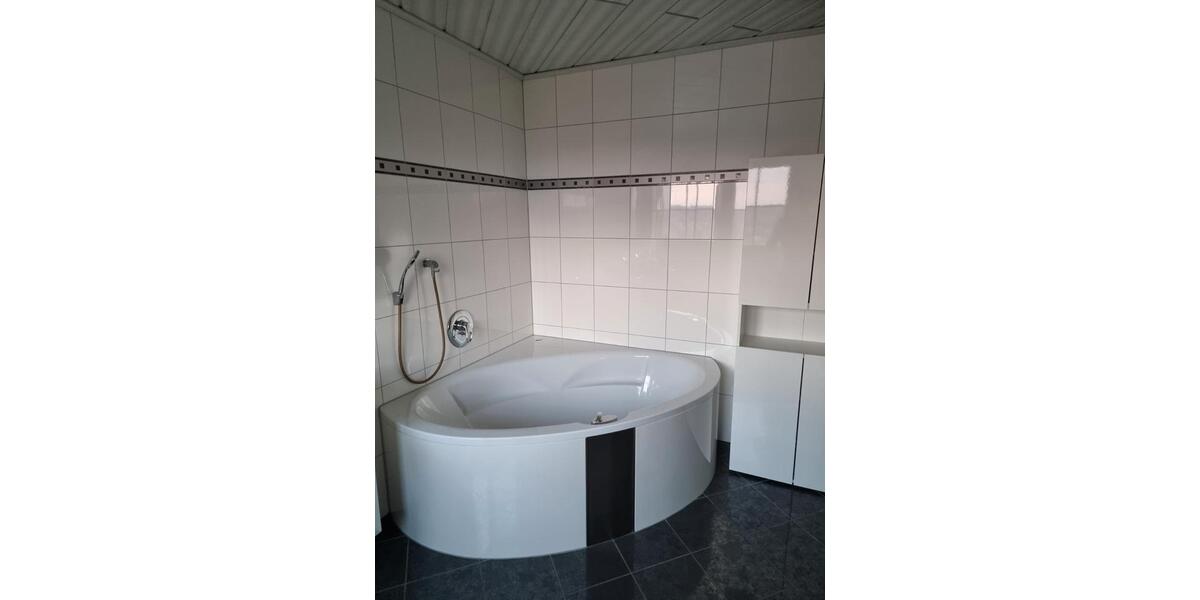 Mehrfamilienhaus, Wohnhaus Burghaun - 13 Zimmer, 400 m&sup2;, 2.800&euro; | Angebot:26554824