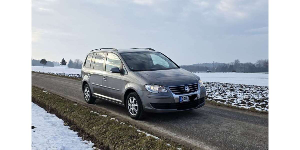 VW Touran 222.179 km 4.900 &euro; Markt Indersdorf 85229