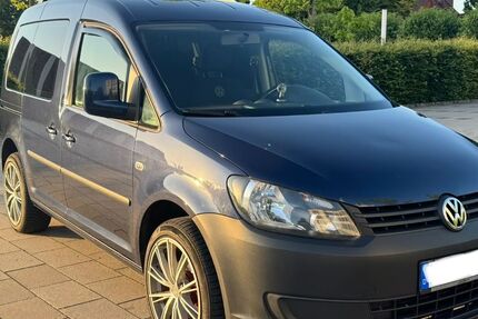VW Caddy 305.000 km 5.799 &euro; Nordhorn 48529