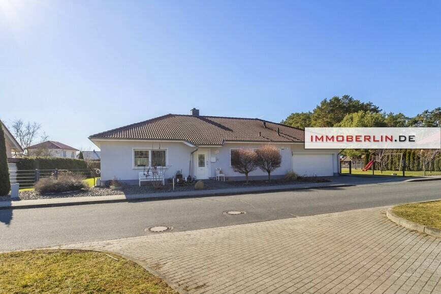Bungalow Trebbin Klein Schulzendorf - 4 Zimmer, 140 m&sup2;, 590.000&euro; | Angebot:26305920