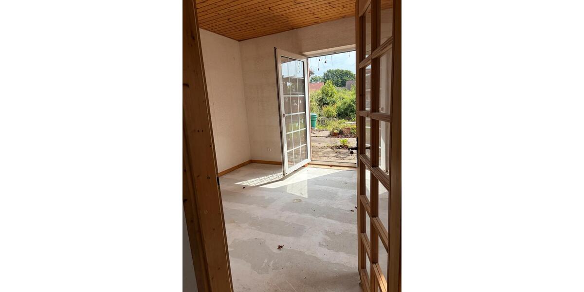 Einfamilienhaus Nordsehl - 8 Zimmer, 180 m&sup2;, 248.000&euro; | Angebot:26987998