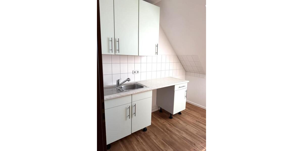 Dachgeschoßwohnung Kyritz - 2 Zimmer, 52 m&sup2;, 360&euro; | Angebot:26663505