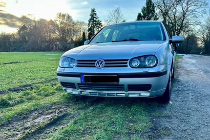 VW Golf 270.860 km 1.950 &euro; Ratzeburg 23909