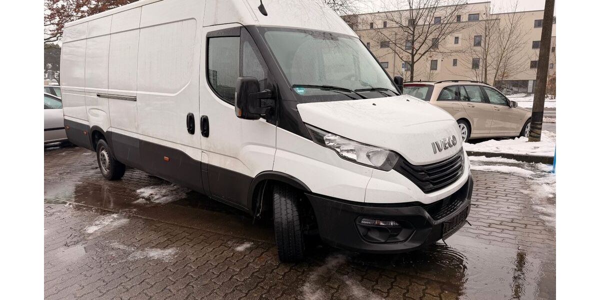 IVECO Andere 54.152 km 28.990 &euro; Erkner 15537
