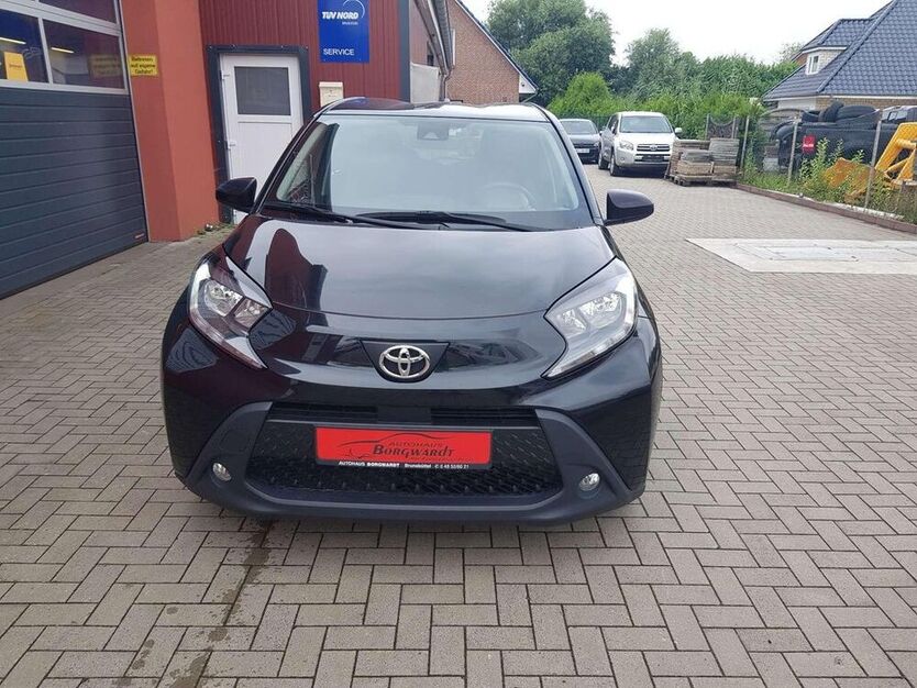 Aygo (X)