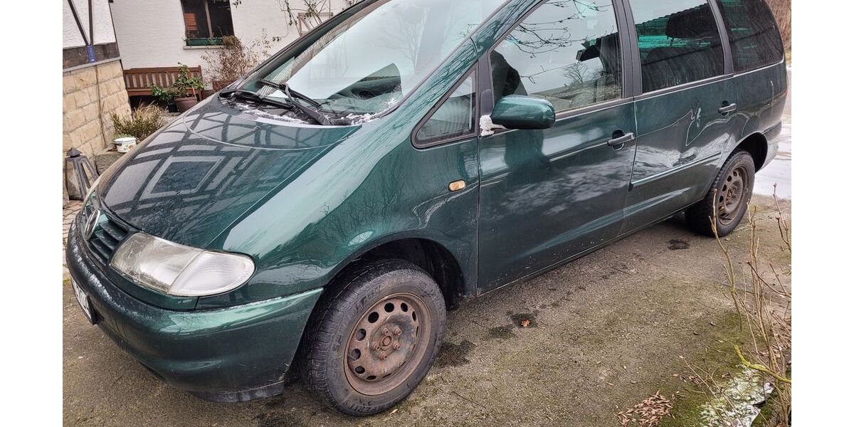VW Sharan 203.455 km 1.500 &euro; Motten 97786