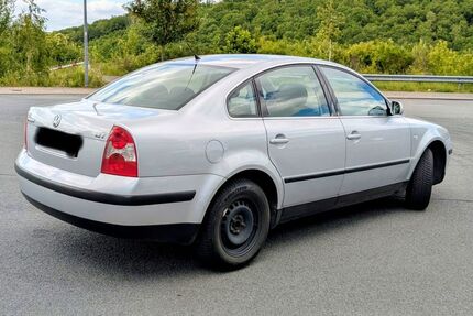 VW Passat 94.000 km 5.499 &euro; Siegen 57072