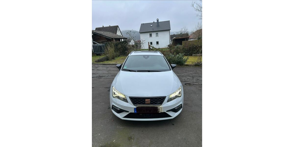 Seat Leon 55.500 km 25.500 &euro; Marburg 35041