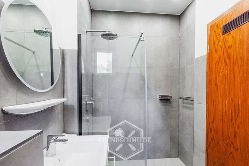 Wohnung zum Kaufen in Stuttgart 285.000 € 77 m²