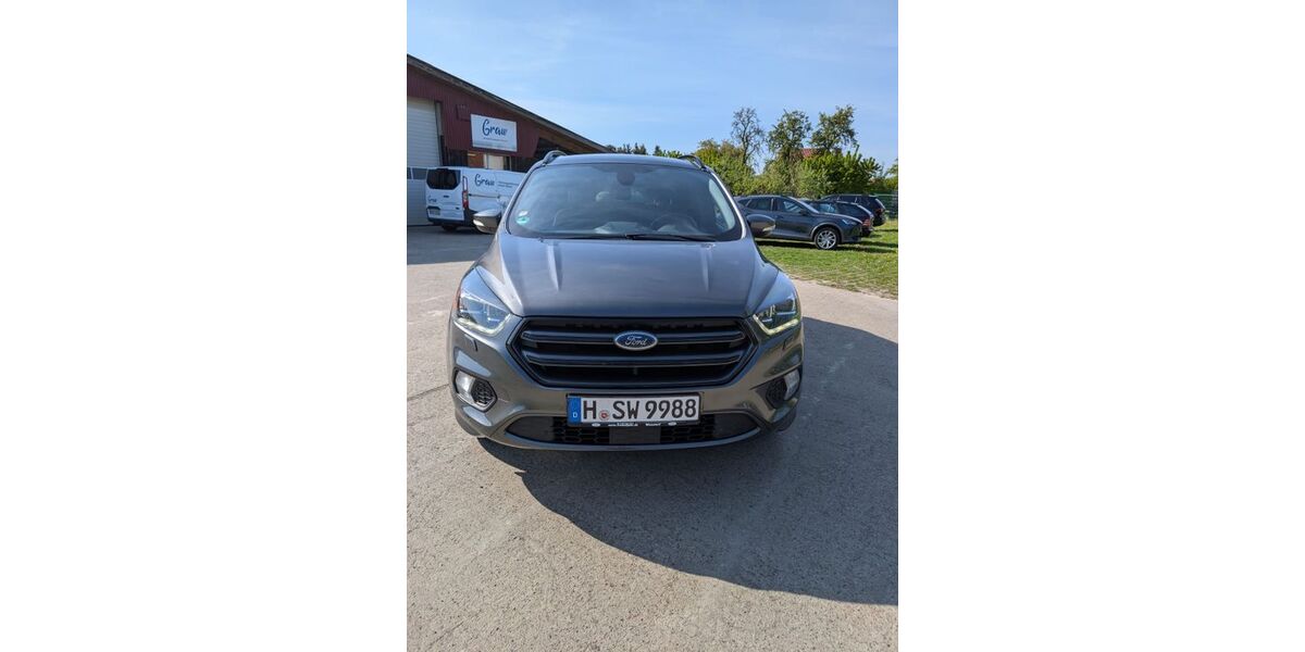 Ford Kuga 51.000 km 16.700 &euro; Neustadt 31535
