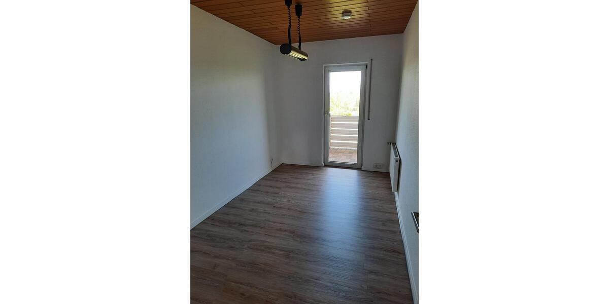 Doppelhaushälfte Windeck - 5 Zimmer, 135 m&sup2;, 1.050&euro; | Angebot:26340226