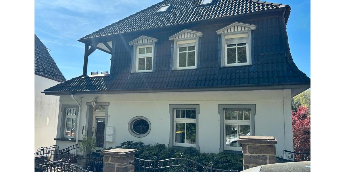 Mehrfamilienhaus, Wohnhaus Werdohl - 9 Zimmer, 265 m&sup2;, 265.000&euro; | Angebot:26300218
