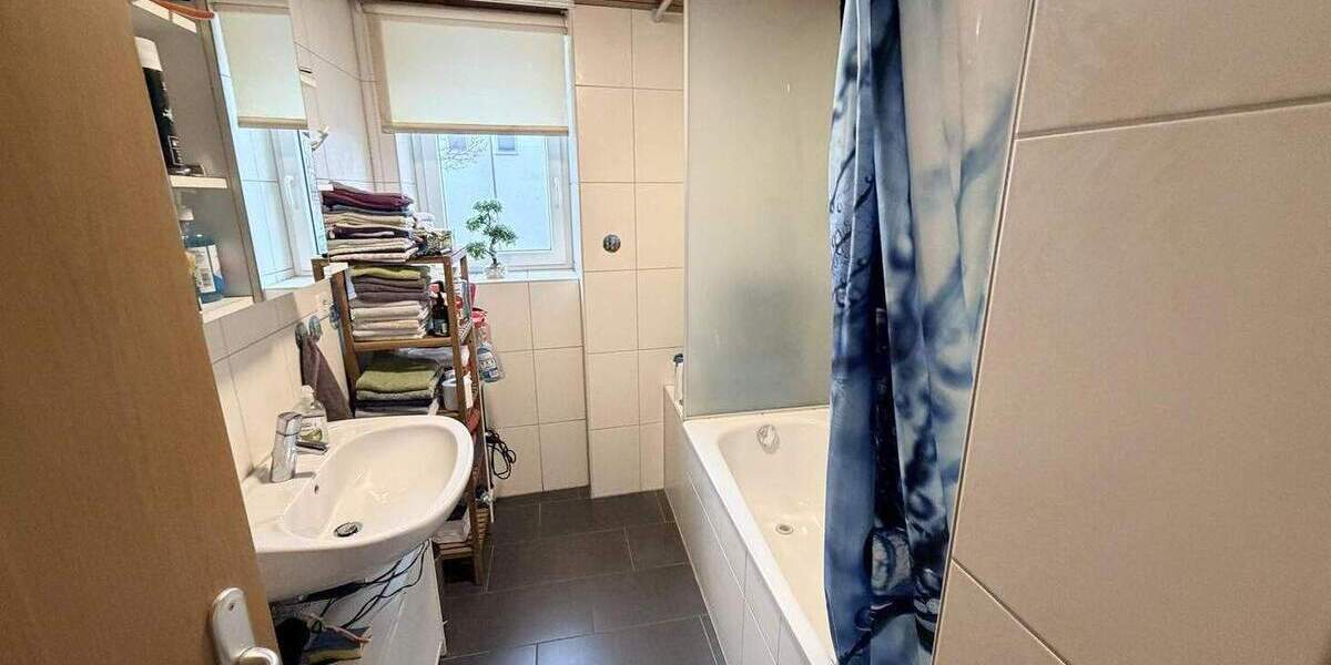 Etagenwohnung Leingarten Großgartach - 4 Zimmer, 120 m&sup2;, 1.000&euro; | Angebot:25067603