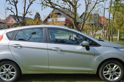 Ford Fiesta 86.000 km 5.800 &euro; Twistringen 27239