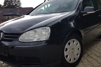VW Golf 259.000 km 990 &euro; Westoverledingen 26810