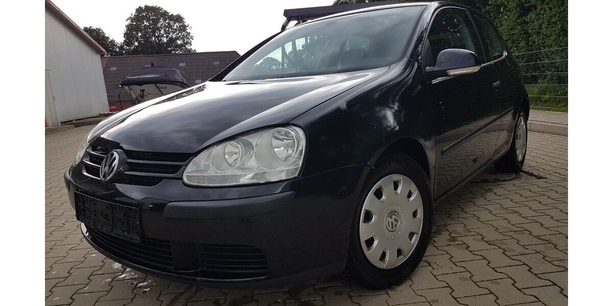 VW Golf 259.000 km 990 &euro; Westoverledingen 26810