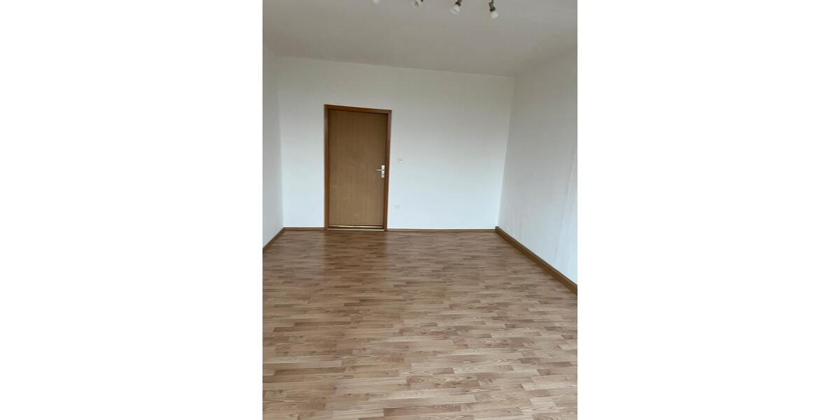 Dachgeschoßwohnung Stemwede - 3 Zimmer, 79 m&sup2;, 510&euro; | Angebot:25852035