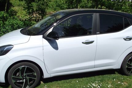 Hyundai i10 15.300 km 14.590 &euro; Eigeltingen 78253