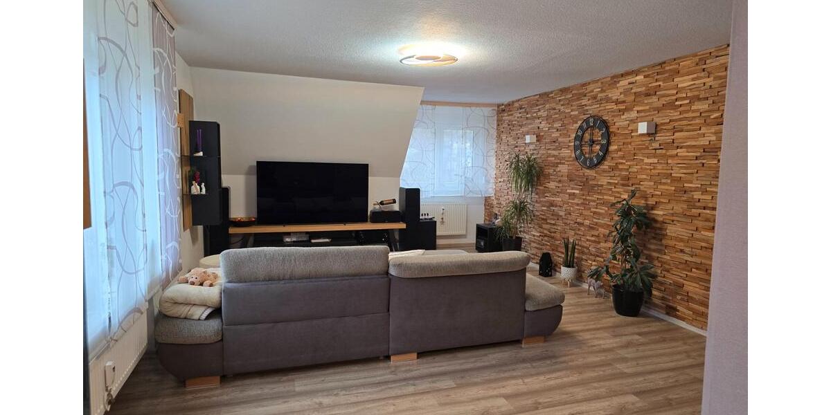 Dachgeschoßwohnung Lohr am Main - 6 Zimmer, 150 m&sup2;, 298.000&euro; | Angebot:26261853