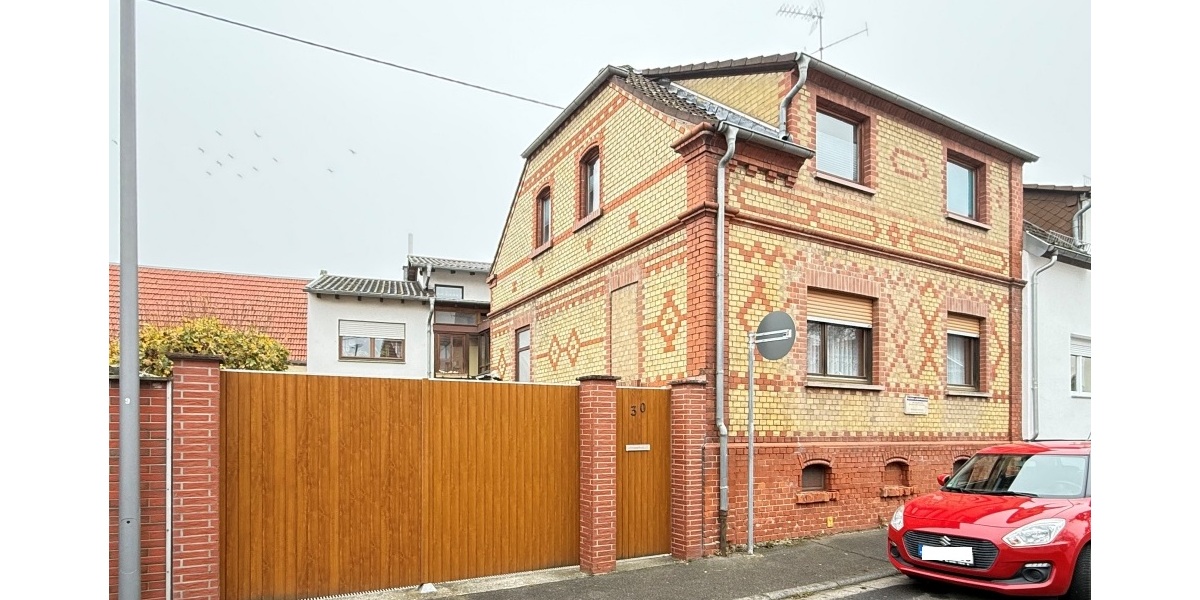 Wiesbaden-Breckenheim: Generationenhaus oder großes Familienrefugium! - Doppelhaushälfte Wiesbaden Bierstadt | Angebot:24584024