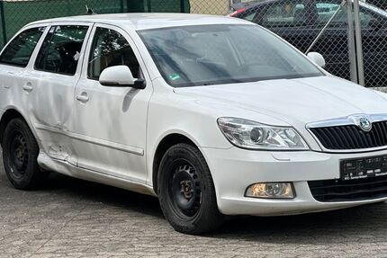 Skoda Octavia 273.000 km 2.100 &euro; Hof 95028