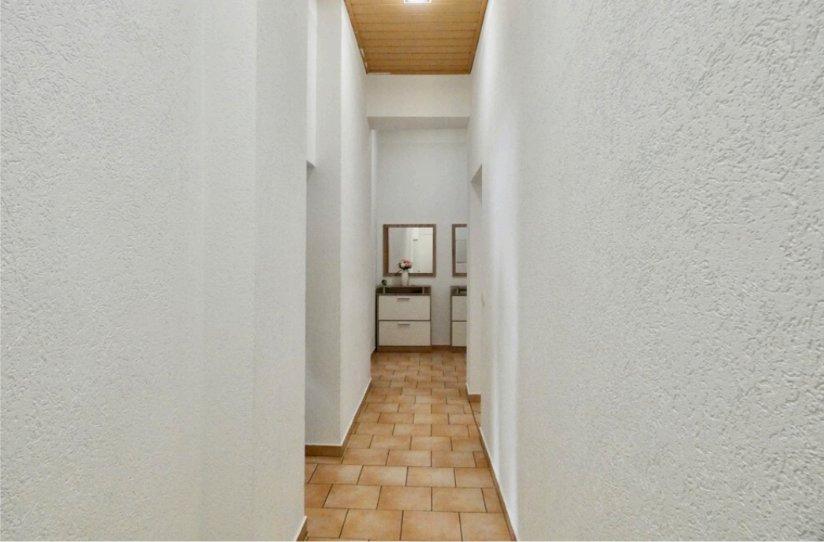 Mehrfamilienhaus, Wohnhaus Büdingen - 17 Zimmer, 480 m&sup2;, 685.000&euro; | Angebot:26926545