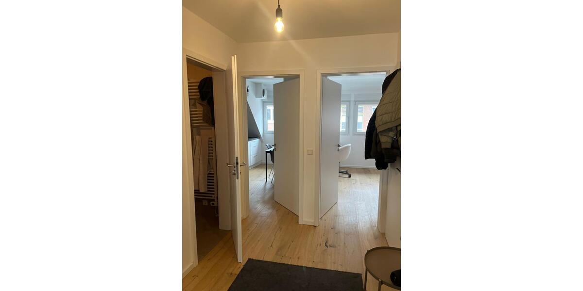 Dachgeschoßwohnung Münster Erphoviertel - 4 Zimmer, 65 m&sup2;, 1.525&euro; | Angebot:26033126