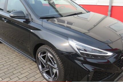 Hyundai i30 3.882 km 24.495 &euro; Eisleben 06295