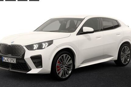 BMW iX2 5.000 km 59.490 &euro; Wunsiedel 95632