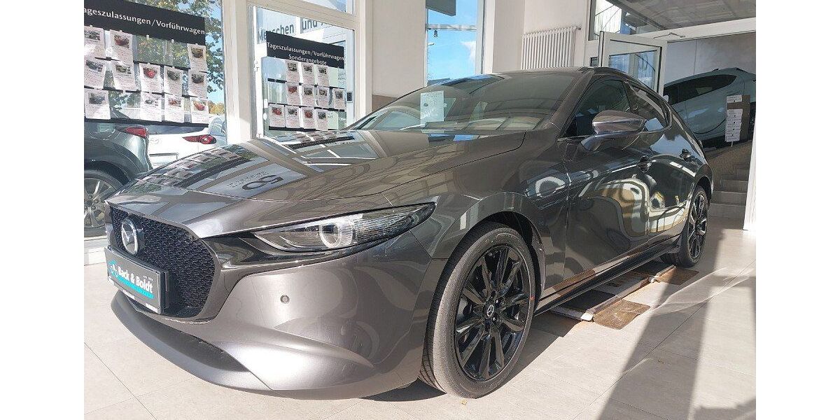 Mazda 3 6.648 km 29.890 &euro; Hamburg 22761