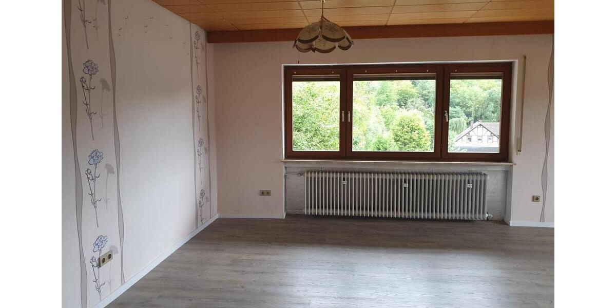 Etagenwohnung Steffenberg - 10 Zimmer, 227 m&sup2;, 179.000&euro; | Angebot:25915457