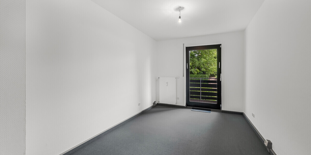 Repräsentatives Mehrgenerationenhaus auf ca. 851 m² Grundstück - Mehrfamilienhaus, Wohnhaus Otterfing | Angebot:27016904