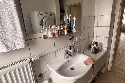 Renovierte 2-Zimmer-Wohnung im Zentrum von Düren.