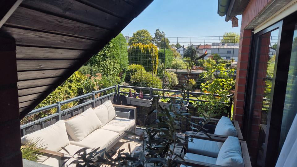 Etagenwohnung Erftstadt - 4 Zimmer, 116 m&sup2;, 370.000&euro; | Angebot:27425942
