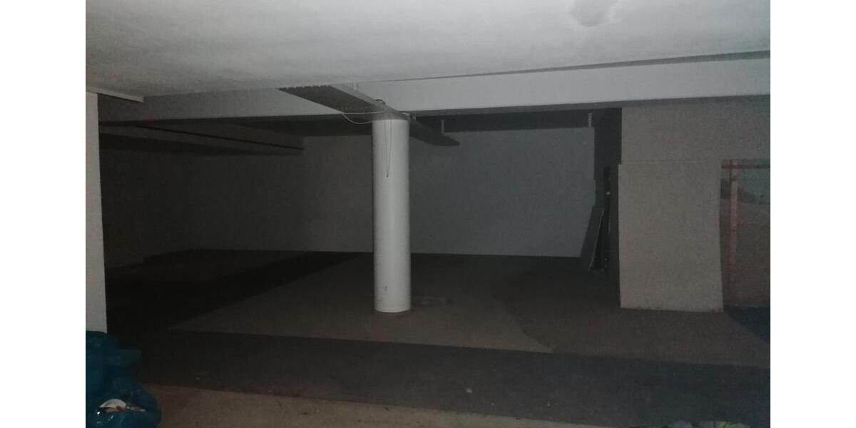 Großzügige Büro und Ausstellfläche in zentraler Lage von Marsberg zimmer