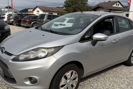 Ford Fiesta 99.300 km 3.500 &euro; Altdorf / Landshut 84032