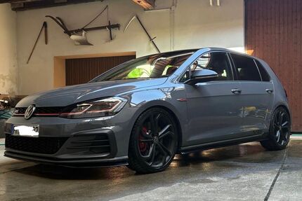 VW Golf 18.306 km 29.950 € Ihringen 79241