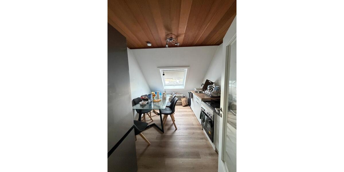 Dachgeschoßwohnung Bremerhaven - 2 Zimmer, 68 m&sup2;, 675&euro; | Angebot:26220380
